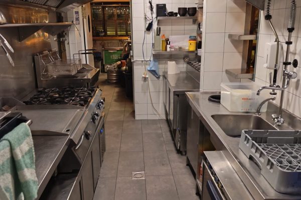 PHOTO-2025-07-03-19-00-28