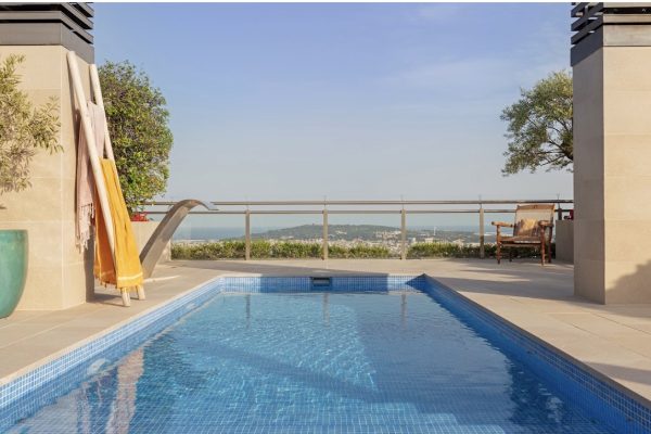 Luxury penthouse Barcelona private pool